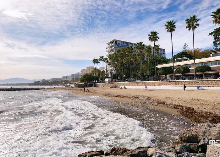 Nuevo Y Lujoso En Centro A Pie De Playa 625 マルベーリャ