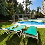 Nuevo Y Lujoso En Centro A Pie De Playa 625 Lägenhet Marbella